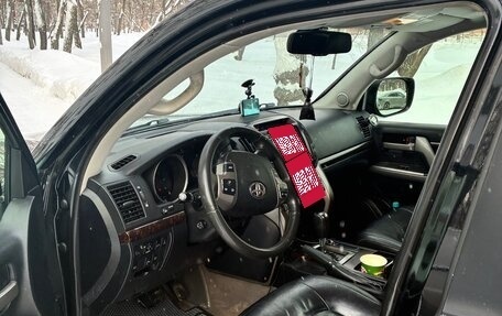 Toyota Land Cruiser 200, 2011 год, 2 850 000 рублей, 4 фотография