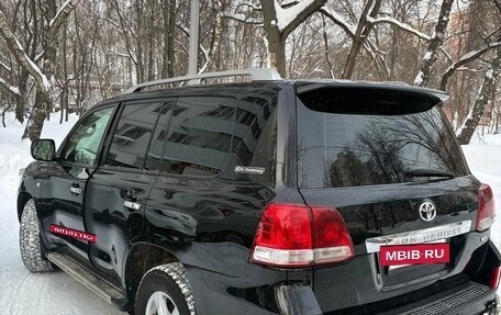 Toyota Land Cruiser 200, 2011 год, 2 850 000 рублей, 2 фотография