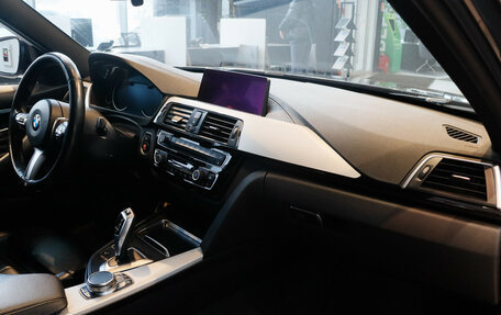 BMW 3 серия, 2018 год, 2 970 000 рублей, 7 фотография