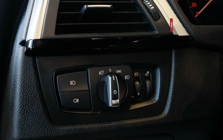 BMW 3 серия, 2018 год, 2 970 000 рублей, 15 фотография