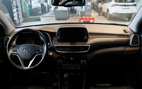 Hyundai Tucson III, 2018 год, 2 499 000 рублей, 10 фотография