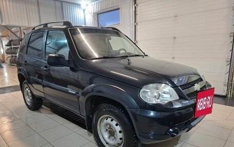 Chevrolet Niva I рестайлинг, 2010 год, 499 000 рублей, 2 фотография