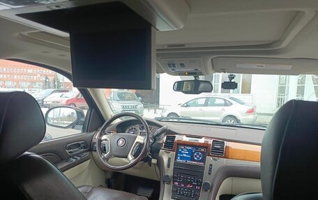 Cadillac Escalade III, 2011 год, 2 950 000 рублей, 19 фотография