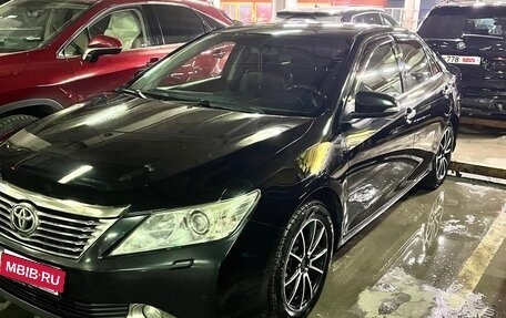 Toyota Camry, 2011 год, 1 550 000 рублей, 2 фотография