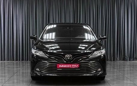 Toyota Camry, 2018 год, 2 569 000 рублей, 3 фотография