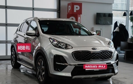 KIA Sportage IV рестайлинг, 2019 год, 2 699 000 рублей, 3 фотография