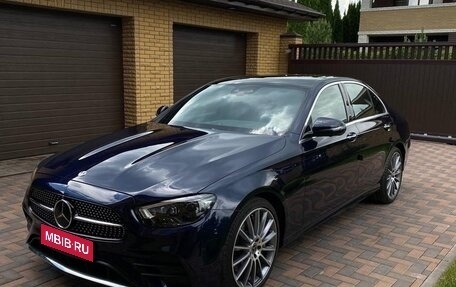 Mercedes-Benz E-Класс, 2021 год, 5 450 000 рублей, 1 фотография