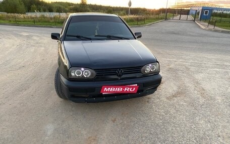 Volkswagen Golf III, 1993 год, 199 000 рублей, 1 фотография