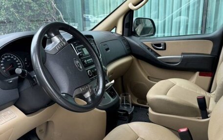 Hyundai H-1 II рестайлинг, 2018 год, 3 500 000 рублей, 3 фотография