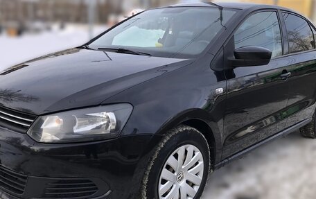 Volkswagen Polo VI (EU Market), 2012 год, 730 000 рублей, 4 фотография