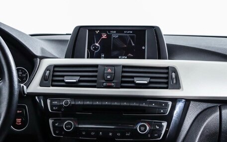 BMW 3 серия, 2015 год, 1 600 000 рублей, 11 фотография