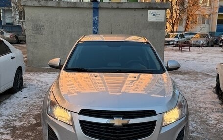 Chevrolet Cruze II, 2014 год, 900 000 рублей, 2 фотография