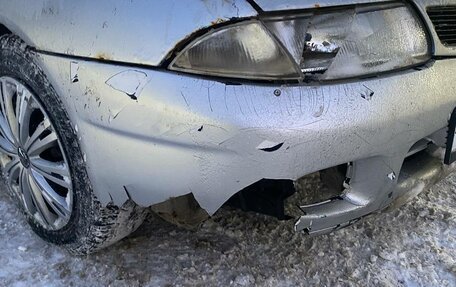 Mitsubishi Carisma I, 1998 год, 150 000 рублей, 13 фотография