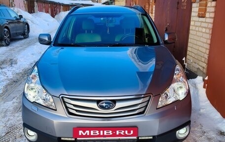 Subaru Outback IV рестайлинг, 2011 год, 1 300 000 рублей, 2 фотография