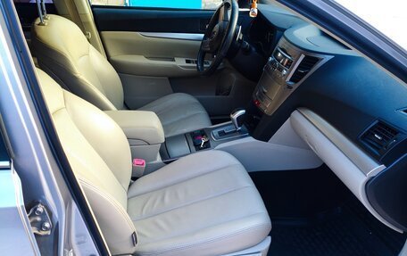 Subaru Outback IV рестайлинг, 2011 год, 1 300 000 рублей, 15 фотография