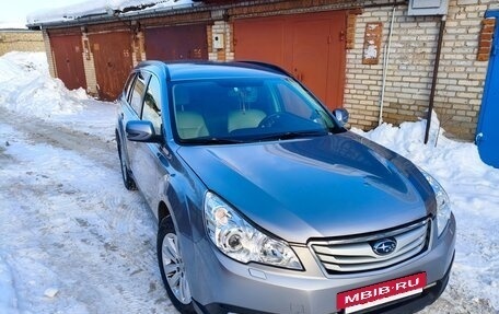 Subaru Outback IV рестайлинг, 2011 год, 1 300 000 рублей, 7 фотография