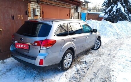 Subaru Outback IV рестайлинг, 2011 год, 1 300 000 рублей, 5 фотография