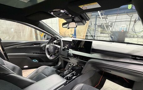 Toyota Camry, 2024 год, 3 950 000 рублей, 8 фотография