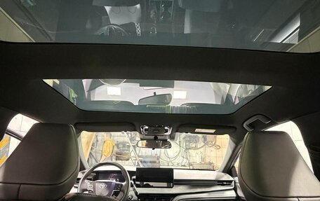 Toyota Camry, 2024 год, 3 950 000 рублей, 14 фотография