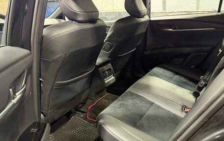 Toyota Camry, 2024 год, 3 950 000 рублей, 16 фотография