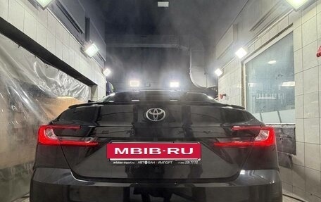 Toyota Camry, 2024 год, 3 950 000 рублей, 2 фотография