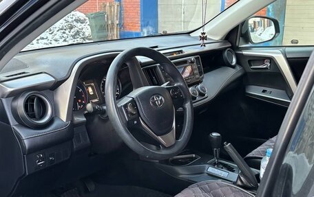Toyota RAV4, 2016 год, 2 050 000 рублей, 12 фотография