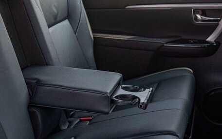 Toyota Fortuner II, 2026 год, 4 899 000 рублей, 18 фотография