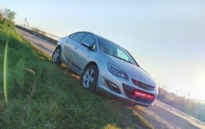 Opel Astra J, 2013 год, 900 000 рублей, 1 фотография