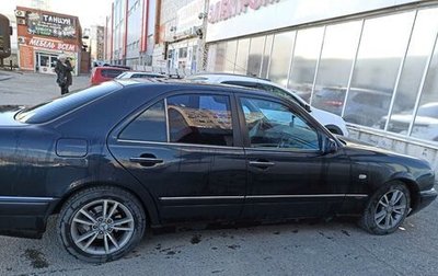 Mercedes-Benz E-Класс, 1999 год, 500 000 рублей, 1 фотография