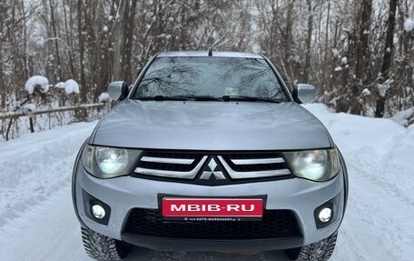Mitsubishi L200 IV рестайлинг, 2010 год, 1 330 000 рублей, 1 фотография