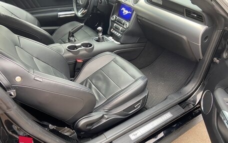 Ford Mustang VI рестайлинг, 2019 год, 4 600 000 рублей, 7 фотография