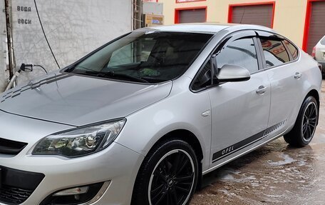Opel Astra J, 2013 год, 900 000 рублей, 20 фотография
