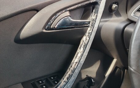 Opel Astra J, 2013 год, 900 000 рублей, 13 фотография