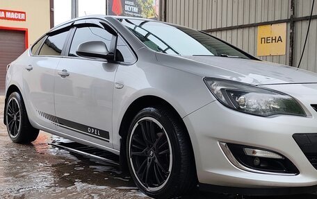 Opel Astra J, 2013 год, 900 000 рублей, 16 фотография