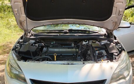 Opel Astra J, 2013 год, 900 000 рублей, 10 фотография