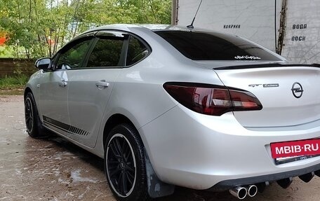 Opel Astra J, 2013 год, 900 000 рублей, 21 фотография
