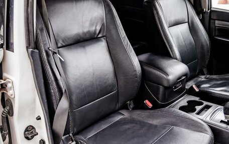 Mitsubishi Pajero IV, 2011 год, 1 860 000 рублей, 10 фотография