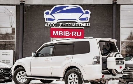 Mitsubishi Pajero IV, 2011 год, 1 860 000 рублей, 4 фотография