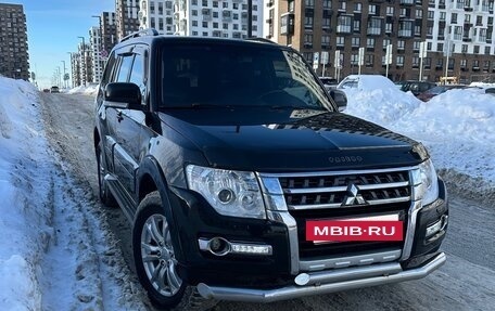 Mitsubishi Pajero IV, 2011 год, 2 599 000 рублей, 2 фотография