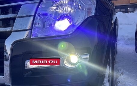 Mitsubishi Pajero IV, 2011 год, 2 599 000 рублей, 16 фотография