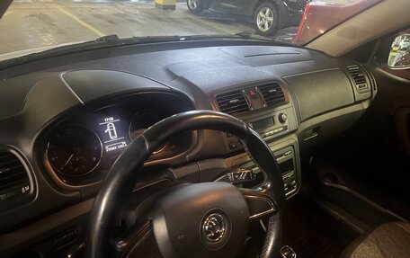 Skoda Fabia II, 2014 год, 900 000 рублей, 8 фотография