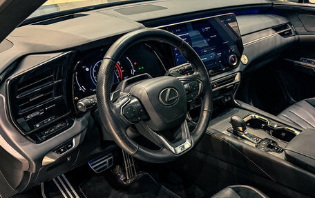 Lexus RX IV рестайлинг, 2023 год, 10 200 000 рублей, 15 фотография