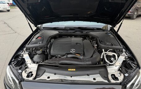 Mercedes-Benz E-Класс, 2019 год, 3 450 000 рублей, 6 фотография