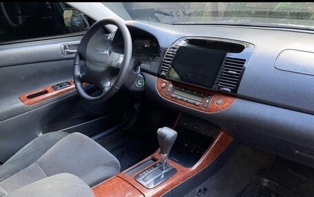 Toyota Camry V40, 2004 год, 700 000 рублей, 4 фотография