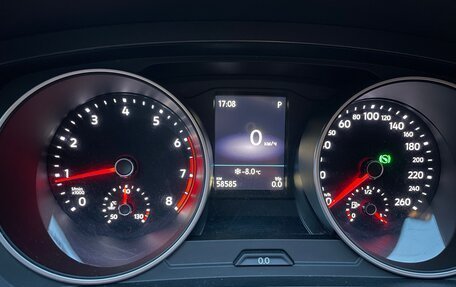 Volkswagen Tiguan II, 2018 год, 3 050 000 рублей, 12 фотография