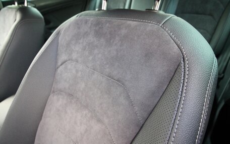 Volkswagen Tiguan II, 2018 год, 3 050 000 рублей, 10 фотография