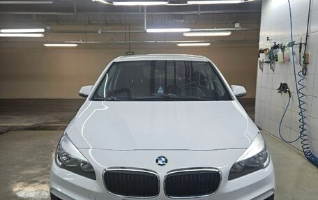 BMW 2 серия Active Tourer F45, 2017 год, 1 600 000 рублей, 1 фотография