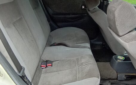 Mazda Familia, 1999 год, 100 000 рублей, 1 фотография