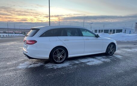 Mercedes-Benz E-Класс, 2018 год, 2 350 000 рублей, 7 фотография