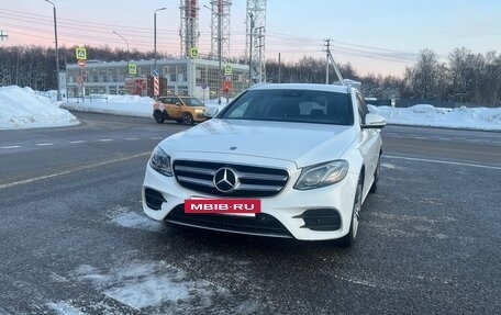 Mercedes-Benz E-Класс, 2018 год, 2 350 000 рублей, 5 фотография